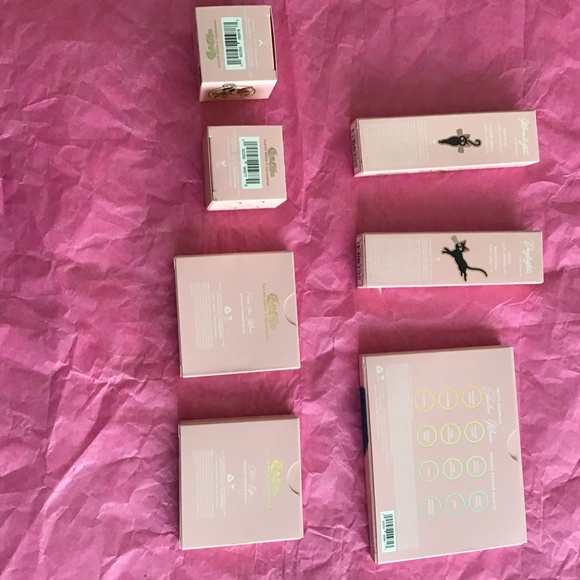 Complete Sailor Moon Set - Picture 4 of 9